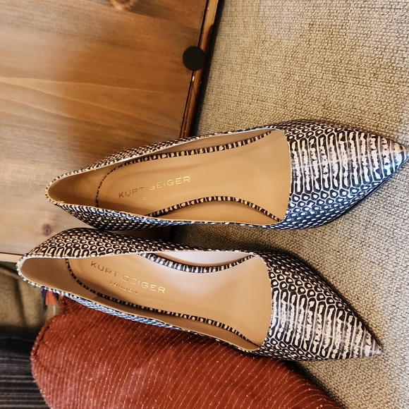 • Kurt Geiger • - Picture 9 of 9